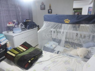 Casa à venda com 112m², 3 quartos, 1 suíte, 2 vagas no bairro Partenon em Porto Alegre - Foto 37