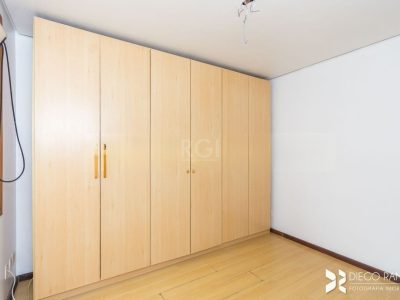 Apartamento à venda com 91m², 2 quartos, 1 suíte, 2 vagas no bairro Jardim Botânico em Porto Alegre - Foto 17