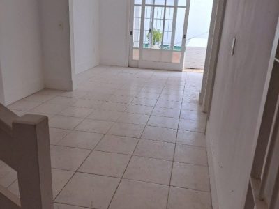 Casa à venda com 268m², 3 quartos, 1 suíte, 4 vagas no bairro Três Figueiras em Porto Alegre - Foto 18