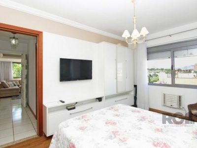 Apartamento à venda com 74m², 2 quartos, 1 suíte, 1 vaga no bairro Petrópolis em Porto Alegre - Foto 10