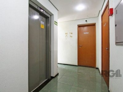 Apartamento à venda com 74m², 2 quartos, 1 suíte, 1 vaga no bairro Petrópolis em Porto Alegre - Foto 16