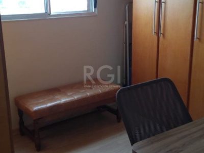 Apartamento à venda com 69m², 3 quartos, 1 suíte, 1 vaga no bairro Jardim Planalto em Porto Alegre - Foto 13