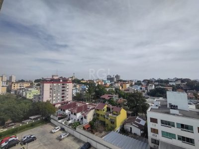 Apartamento à venda com 69m², 3 quartos, 1 suíte, 1 vaga no bairro Jardim Planalto em Porto Alegre - Foto 14