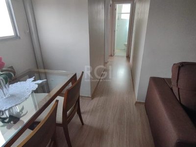 Apartamento à venda com 69m², 3 quartos, 1 suíte, 1 vaga no bairro Jardim Planalto em Porto Alegre - Foto 6