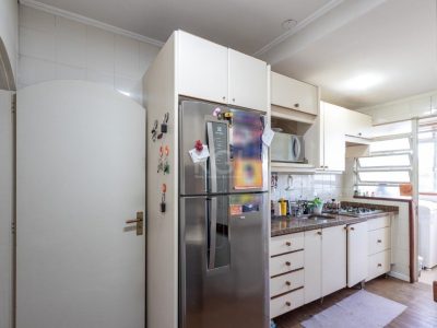 Apartamento à venda com 107m², 3 quartos, 1 suíte, 1 vaga no bairro Cristal em Porto Alegre - Foto 4