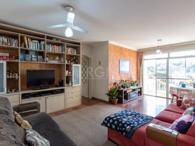 Apartamento à venda com 107m², 3 quartos, 1 suíte, 1 vaga no bairro Cristal em Porto Alegre - Foto 11