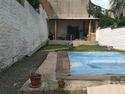 Casa à venda com 350m², 2 quartos, 2 vagas no bairro Glória em Porto Alegre - Foto 7