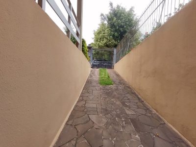 Casa à venda com 200m², 4 quartos, 1 suíte, 3 vagas no bairro Ipanema em Porto Alegre - Foto 2