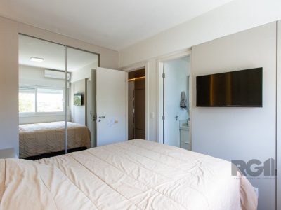 Apartamento à venda com 72m², 3 quartos, 1 suíte, 2 vagas no bairro Glória em Porto Alegre - Foto 31