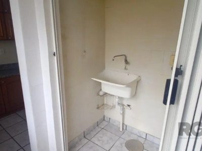 Apartamento à venda com 115m², 3 quartos, 1 suíte, 1 vaga no bairro Jardim Botânico em Porto Alegre - Foto 14