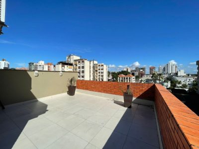 Cobertura à venda com 255m², 5 quartos, 1 suíte, 2 vagas no bairro Menino Deus em Porto Alegre - Foto 3