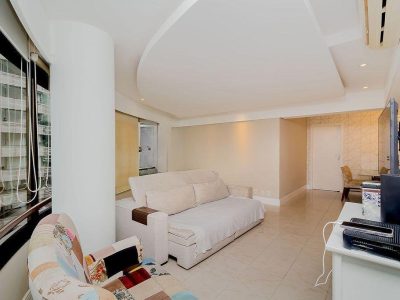 Apartamento à venda com 106m², 3 quartos, 1 suíte, 2 vagas no bairro Bela Vista em Porto Alegre - Foto 3