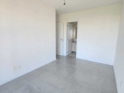 Apartamento à venda com 74m², 2 quartos, 1 suíte, 2 vagas no bairro Petrópolis em Porto Alegre - Foto 14