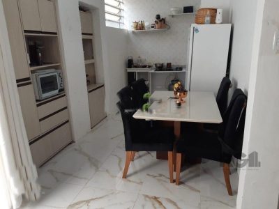 Apartamento à venda com 61m², 2 quartos no bairro São João em Porto Alegre - Foto 4