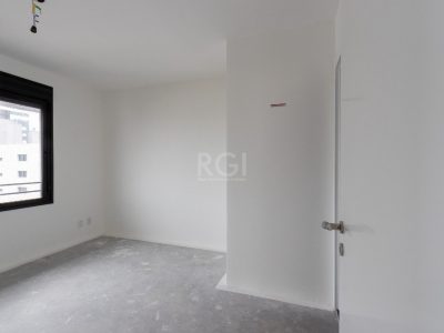 Apartamento à venda com 65m², 2 quartos, 1 suíte, 1 vaga no bairro Auxiliadora em Porto Alegre - Foto 19