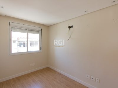 Apartamento à venda com 62m², 2 quartos, 1 suíte, 1 vaga no bairro Passo d'Areia em Porto Alegre - Foto 13