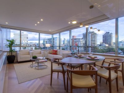 Apartamento à venda com 131m², 3 quartos, 3 suítes, 2 vagas no bairro Moinhos de Vento em Porto Alegre - Foto 17