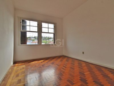 Casa à venda com 250m², 4 quartos, 3 vagas no bairro Glória em Porto Alegre - Foto 25