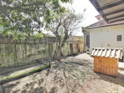 Casa à venda com 250m², 4 quartos, 3 vagas no bairro Glória em Porto Alegre - Foto 29