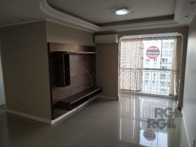 Apartamento à venda com 75m², 3 quartos, 1 suíte, 1 vaga no bairro Cristo Redentor em Porto Alegre - Foto 2