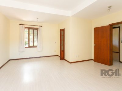 Casa à venda com 265m², 5 quartos, 1 suíte, 3 vagas no bairro Jardim Carvalho em Porto Alegre - Foto 11