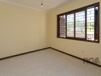 Casa à venda com 265m², 5 quartos, 1 suíte, 3 vagas no bairro Jardim Carvalho em Porto Alegre - Foto 23