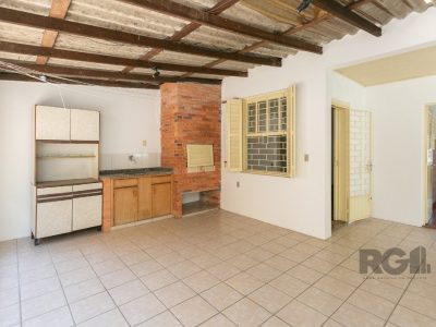 Casa à venda com 265m², 5 quartos, 1 suíte, 3 vagas no bairro Jardim Carvalho em Porto Alegre - Foto 60