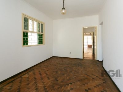 Casa à venda com 265m², 5 quartos, 1 suíte, 3 vagas no bairro Jardim Carvalho em Porto Alegre - Foto 63