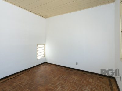 Casa à venda com 265m², 5 quartos, 1 suíte, 3 vagas no bairro Jardim Carvalho em Porto Alegre - Foto 70