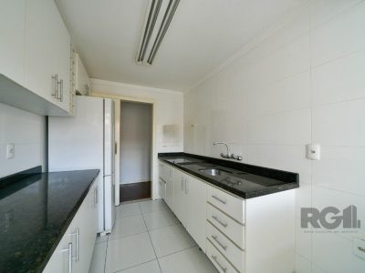 Apartamento à venda com 90m², 3 quartos, 1 vaga no bairro Ipanema em Porto Alegre - Foto 3