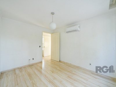 Apartamento à venda com 90m², 3 quartos, 1 vaga no bairro Ipanema em Porto Alegre - Foto 7