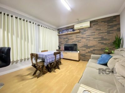 Apartamento à venda com 64m², 2 quartos, 1 vaga no bairro Petrópolis em Porto Alegre - Foto 2