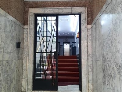 Apartamento à venda com 220m², 3 quartos, 2 vagas no bairro Moinhos de Vento em Porto Alegre - Foto 2