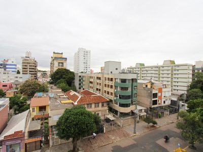 Apartamento à venda com 96m², 3 quartos, 1 suíte, 1 vaga no bairro Rio Branco em Porto Alegre - Foto 3