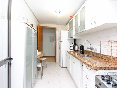 Apartamento à venda com 96m², 3 quartos, 1 suíte, 1 vaga no bairro Rio Branco em Porto Alegre - Foto 28