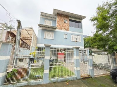 Casa à venda com 269m², 3 quartos, 2 suítes, 2 vagas no bairro Tristeza em Porto Alegre - Foto 2