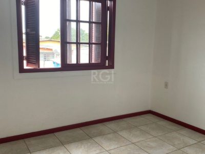 Casa à venda com 230m², 3 quartos, 1 suíte, 4 vagas no bairro Santa Tereza em Porto Alegre - Foto 3