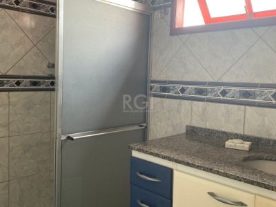 Casa à venda com 230m², 3 quartos, 1 suíte, 4 vagas no bairro Santa Tereza em Porto Alegre - Foto 10