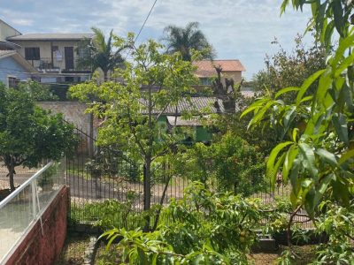 Casa à venda com 230m², 3 quartos, 1 suíte, 4 vagas no bairro Santa Tereza em Porto Alegre - Foto 12