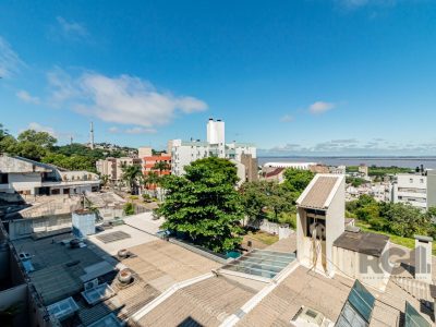 Apartamento à venda com 118m², 3 quartos, 1 suíte, 1 vaga no bairro Menino Deus em Porto Alegre - Foto 6