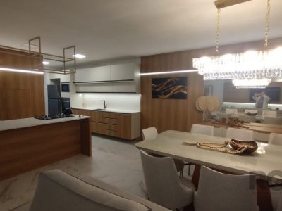 Apartamento à venda com 155m², 4 quartos, 1 suíte, 2 vagas no bairro Centro em Capão da Canoa - Foto 9