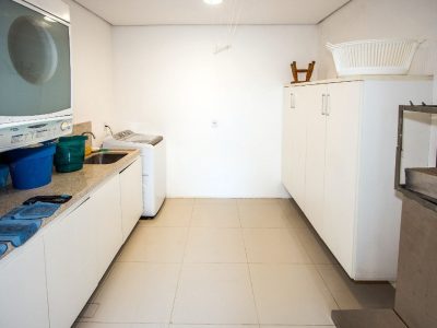 Casa à venda com 420m², 4 quartos, 3 suítes, 5 vagas no bairro Tristeza em Porto Alegre - Foto 12