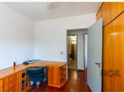 Apartamento à venda com 69m², 3 quartos, 1 vaga no bairro Santo Antônio em Porto Alegre - Foto 16