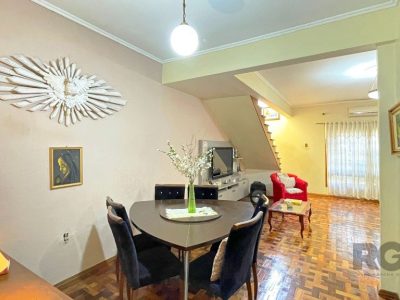 Casa à venda com 206m², 4 quartos, 1 suíte, 4 vagas no bairro Glória em Porto Alegre - Foto 30