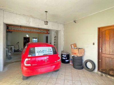 Casa à venda com 206m², 4 quartos, 1 suíte, 4 vagas no bairro Glória em Porto Alegre - Foto 48