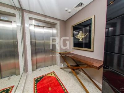 Apartamento à venda com 257m², 3 quartos, 3 suítes, 3 vagas no bairro Bela Vista em Porto Alegre - Foto 49