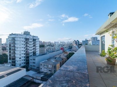 Cobertura à venda com 211m², 3 quartos, 1 suíte, 1 vaga no bairro Menino Deus em Porto Alegre - Foto 3