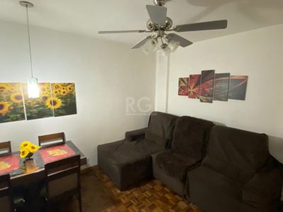 Apartamento à venda com 58m², 2 quartos no bairro Farroupilha em Porto Alegre - Foto 4