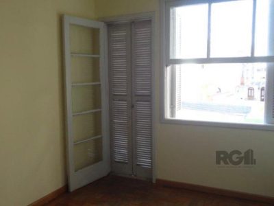 Casa à venda com 100m², 4 quartos, 1 suíte no bairro Santana em Porto Alegre - Foto 34