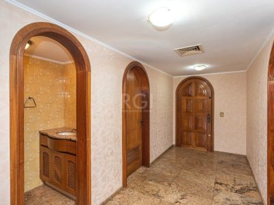 Apartamento à venda com 155m², 3 quartos, 1 suíte, 2 vagas no bairro Menino Deus em Porto Alegre - Foto 4